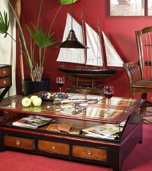Ships & Boats